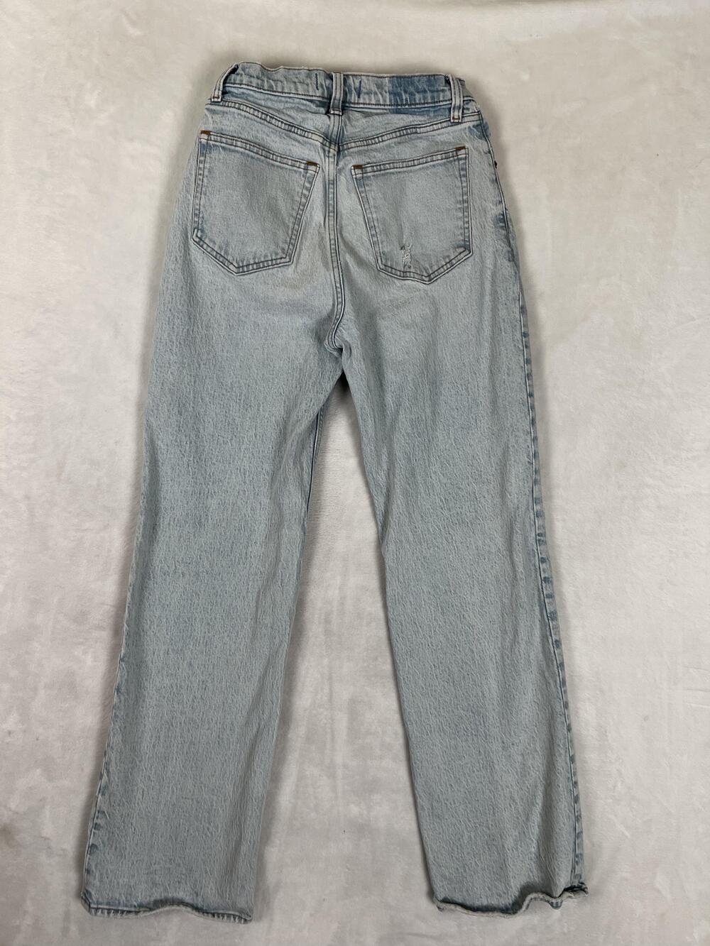 Abercrombie & Fitch 90s Relaxed Jeans Womens 26 Blue Light Wash High Rise Denim - Picture 8 of 10